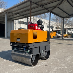 手扶壓路機(jī)SVH80